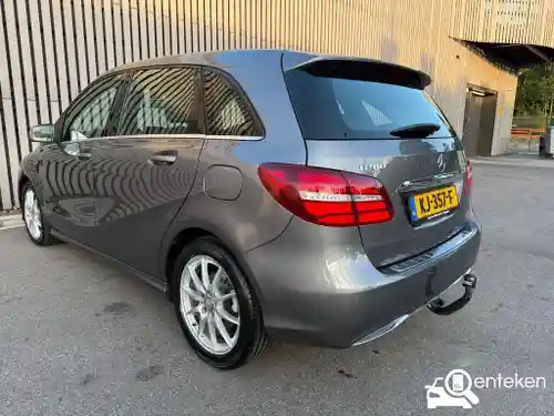 Mercedes-Benz B 180 2016