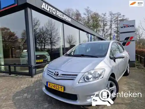 Toyota Auris 1.6 2012