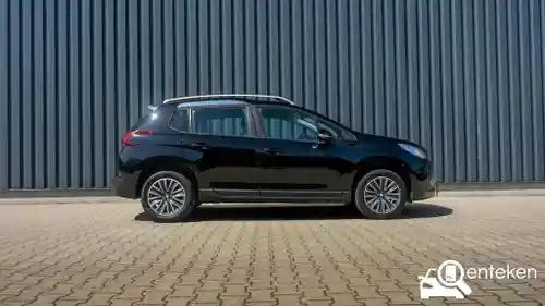 Peugeot 2008 1.2 PureTech 110 2016