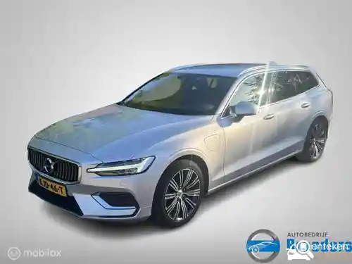 Volvo V60 T6 2022