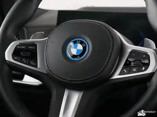 BMW X5 xDrive50e 2025