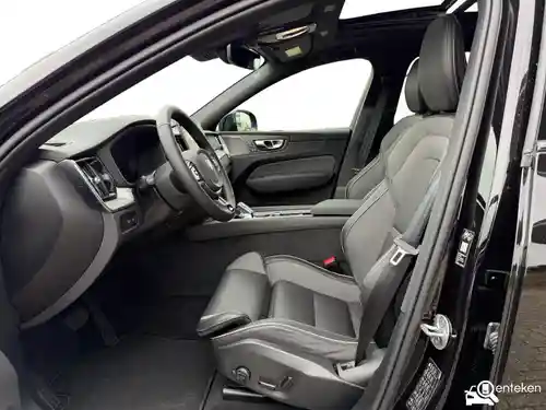 Volvo XC60 Plug-in Hybrid T6 2025
