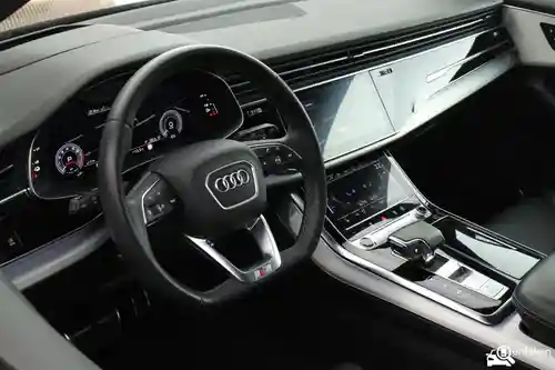 Audi Q8 60 TFSI e 2021