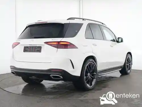 Mercedes-Benz GLE 400 e 2025