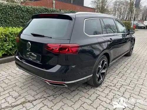VW Passat Variant GTE 2022