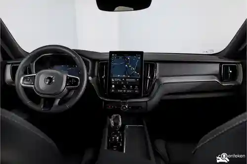 Volvo XC60 T8 2026
