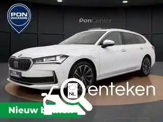 Skoda Superb iV 1.5 TSI PHEV 2025