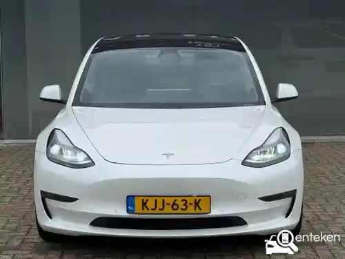 Tesla Model 3 Performance 2021