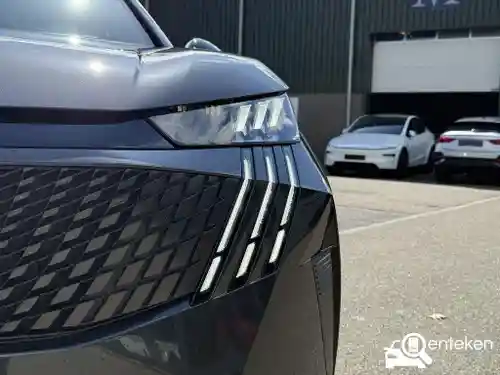 Peugeot e-3008 230 Long Range 2025