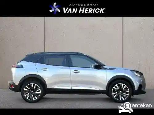 Peugeot 2008 1.2 PureTech 130 2022