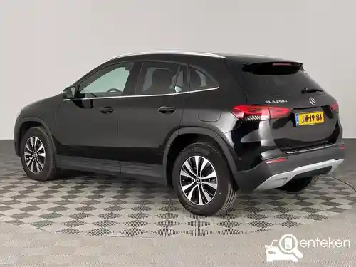 Mercedes-Benz GLA 250 e 2022