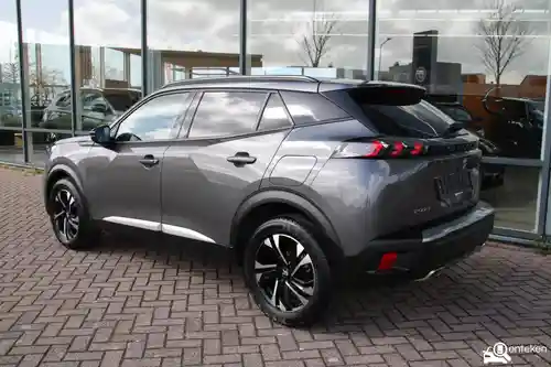 Peugeot 2008 1.2 PureTech 130 2022
