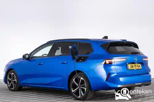 Opel Astra Sports Tourer 1.6 Turbo Hybrid 2024