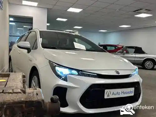Suzuki Swace 1.8 Hybrid 2021