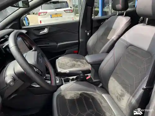 Ford Puma 1.0 EcoBoost Hybrid 2025