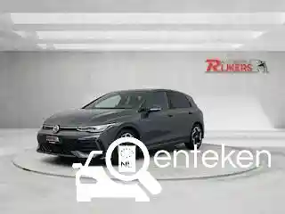 VW Golf 1.5 eTSI 2025