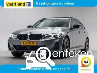 BMW 330e Touring 2023