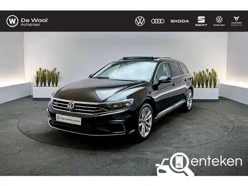 VW Passat Variant GTE 2021