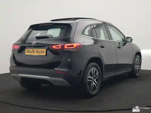 Mercedes-Benz GLA 250 e 2022