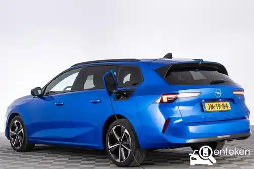 Opel Astra Sports Tourer 1.6 Turbo Hybrid 2024