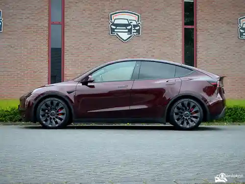 Tesla Model Y Maximum Range 2024