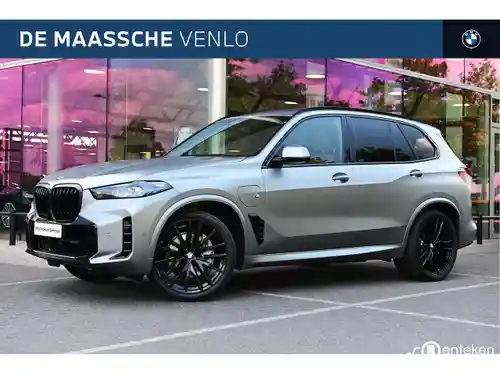 BMW X5 xDrive50e 2025