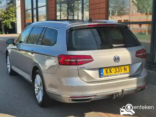 VW Passat Variant GTE 2016
