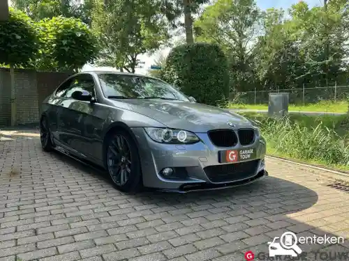 BMW 325i Coupé 2006