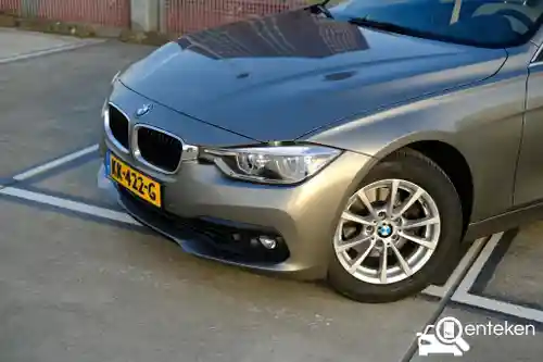 BMW 320i Touring 2016