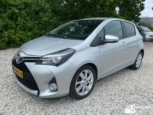 Toyota Yaris 1.5 Hybrid 2015