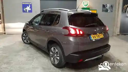 Peugeot 2008 1.2 PureTech 110 2016