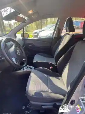 Toyota Yaris 1.5 Hybrid 2016