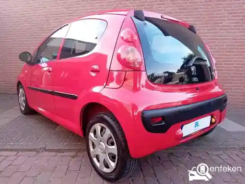Peugeot 107 1.0 70 2009