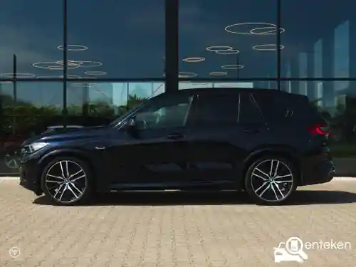 BMW X5 xDrive45e 2022