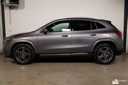 Mercedes-Benz GLA 250 e 2023