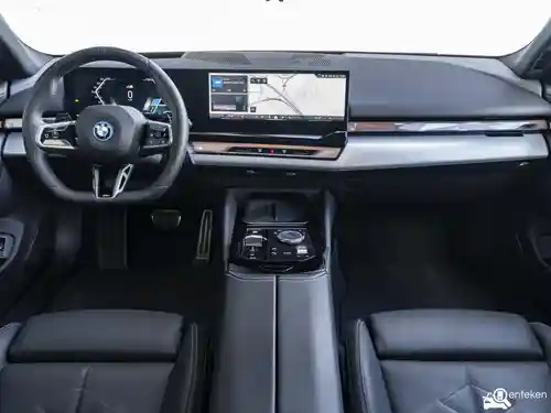 BMW 530e Touring 2025