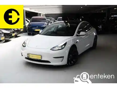 Tesla Model 3 Performance 2021