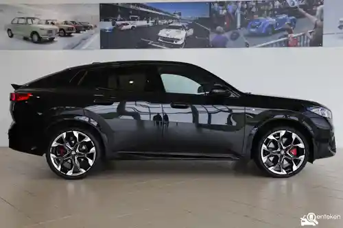 BMW X2 sDrive20i 2025