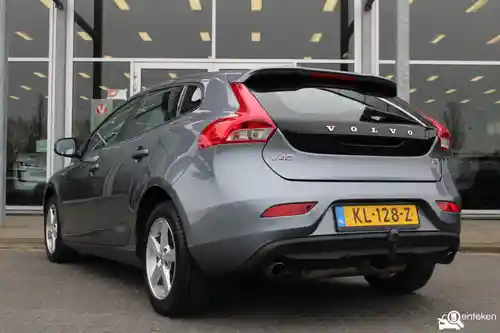 Volvo V40 T3 2016