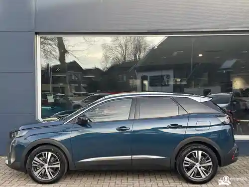 Peugeot 3008 1.6 HYBRID 225 2024