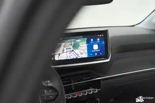 Peugeot 208 1.2 Hybrid 100 2025