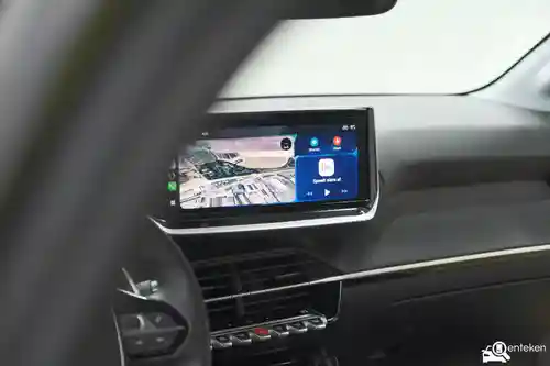 Peugeot 208 1.2 Hybrid 100 2025