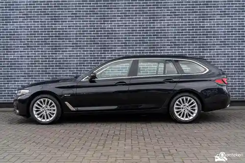 BMW 530e Touring 2022