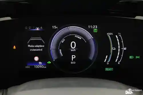 Lexus NX 450h+ 2025