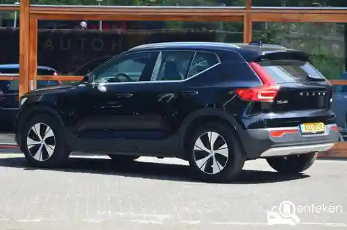 Volvo XC40 Recharge Plug-in Hybrid T5 2021