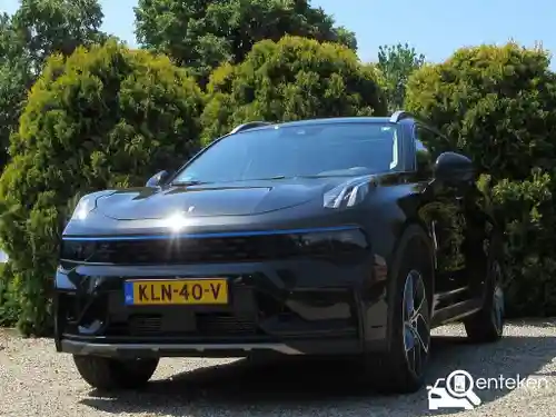 Lynk & Co 01 1.5TD PHEV 2022