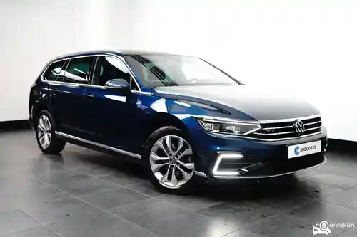 VW Passat Variant GTE 2022