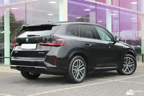 BMW iX1 xDrive30 2024