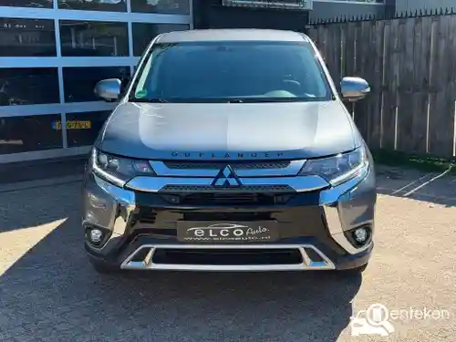 Mitsubishi Outlander 2.0 2020