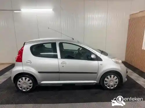 Peugeot 107 1.0 70 2007